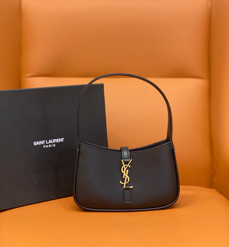Yves Saint Laurent - Bags - 229