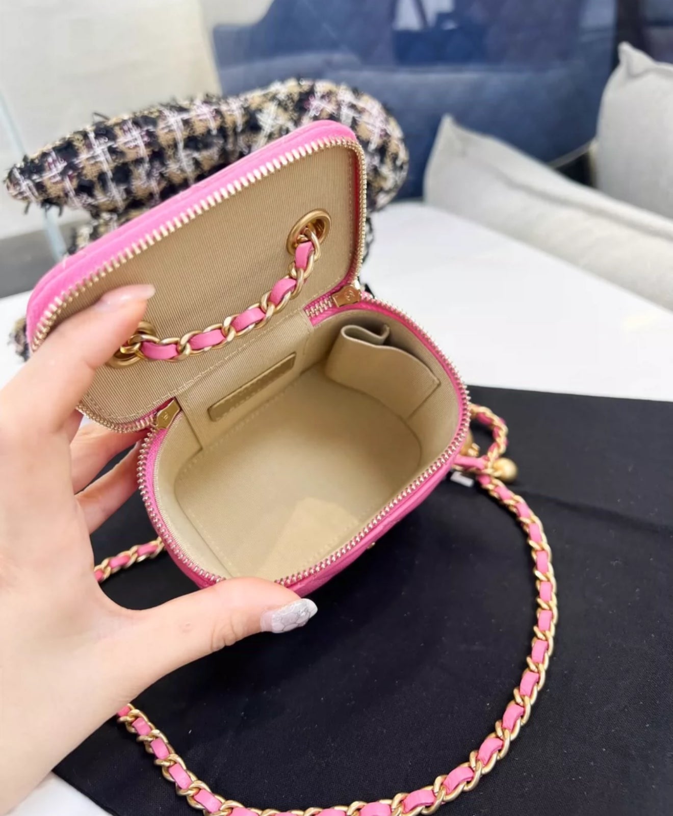 CHANEL Pearl Crush Mini Vanity Case Chain Shoulder Bag Pink Lambskin Leather