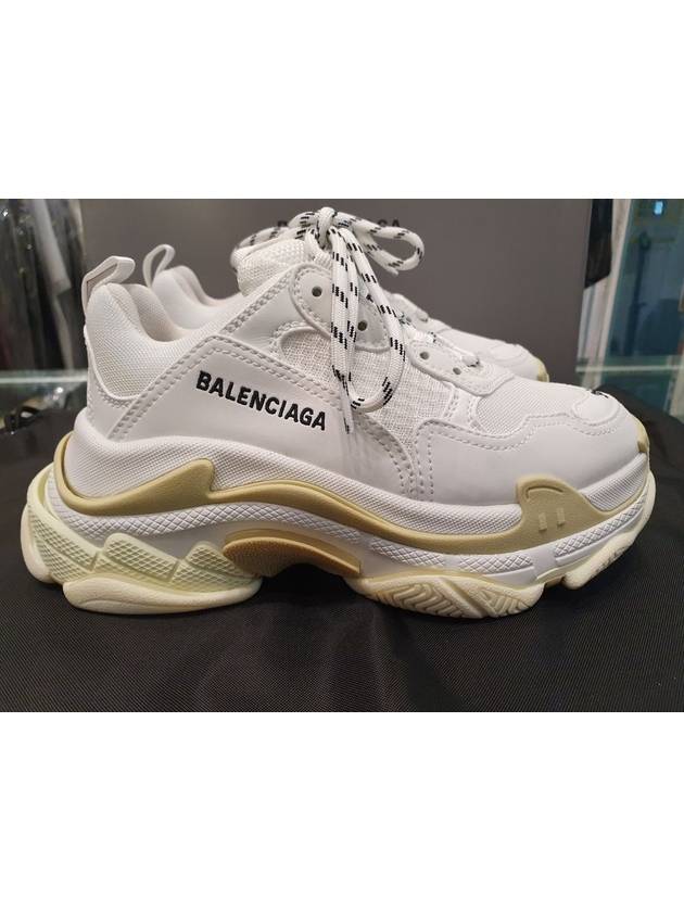 Luxury Balenciaga Trending 2026 Triple S Low-Top Sneakers White
