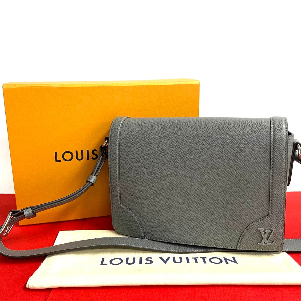 LOUIS VUITTON Shoulder Bag M30808 Taiga gray Taiga new flap messenger mens