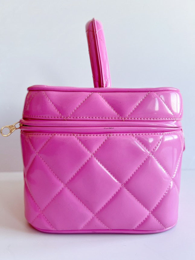 CHANEL 1995  "Barbie" Heart-Mirror Vanity Case Bag in pink