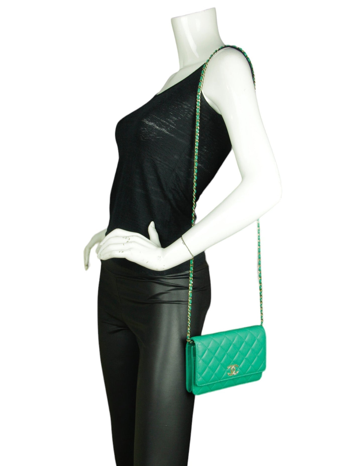 Chanel 2023 NEW Vert Green Caviar WOC Crossbody