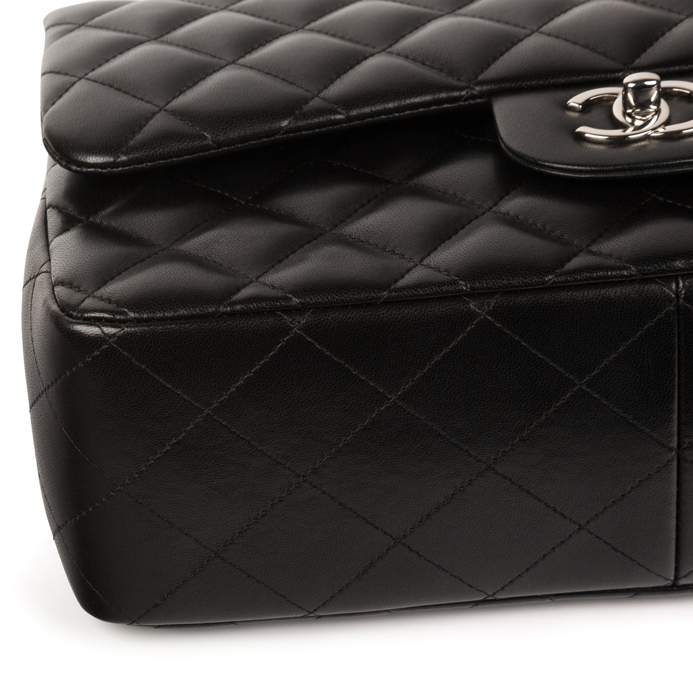 Chanel Classic Flap Bag Jumbo