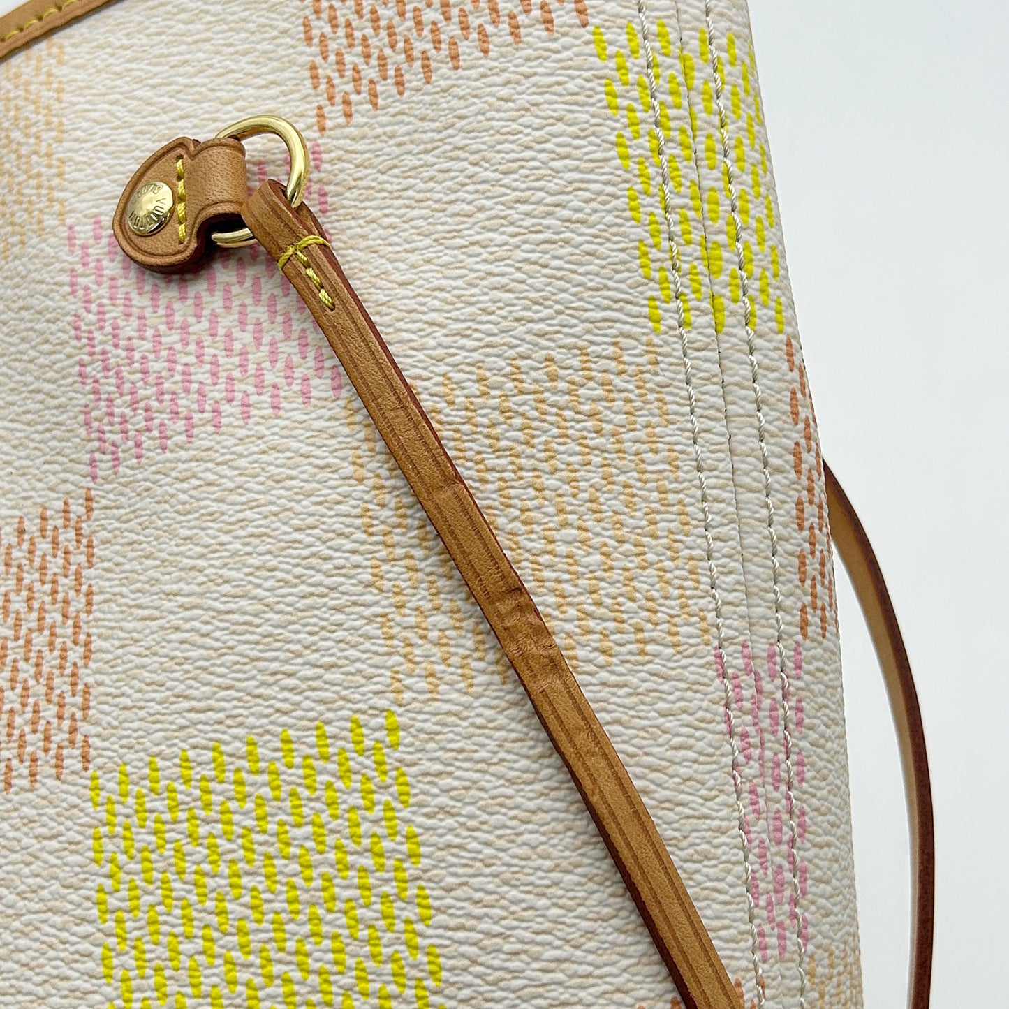 LOUIS VUITTON Damier Giant Neverfull MM Peach B0429BHBUB