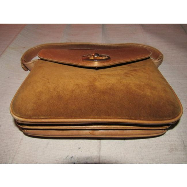 Gucci Envelope Leather Shoulder Bag