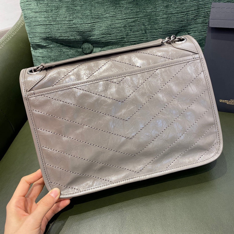 Yves Saint Laurent Editorial Signature Handbag
