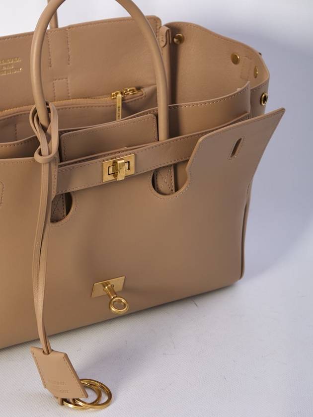 Luxury Balenciaga Trending 2026 Small Carry All Bel Air Bag
