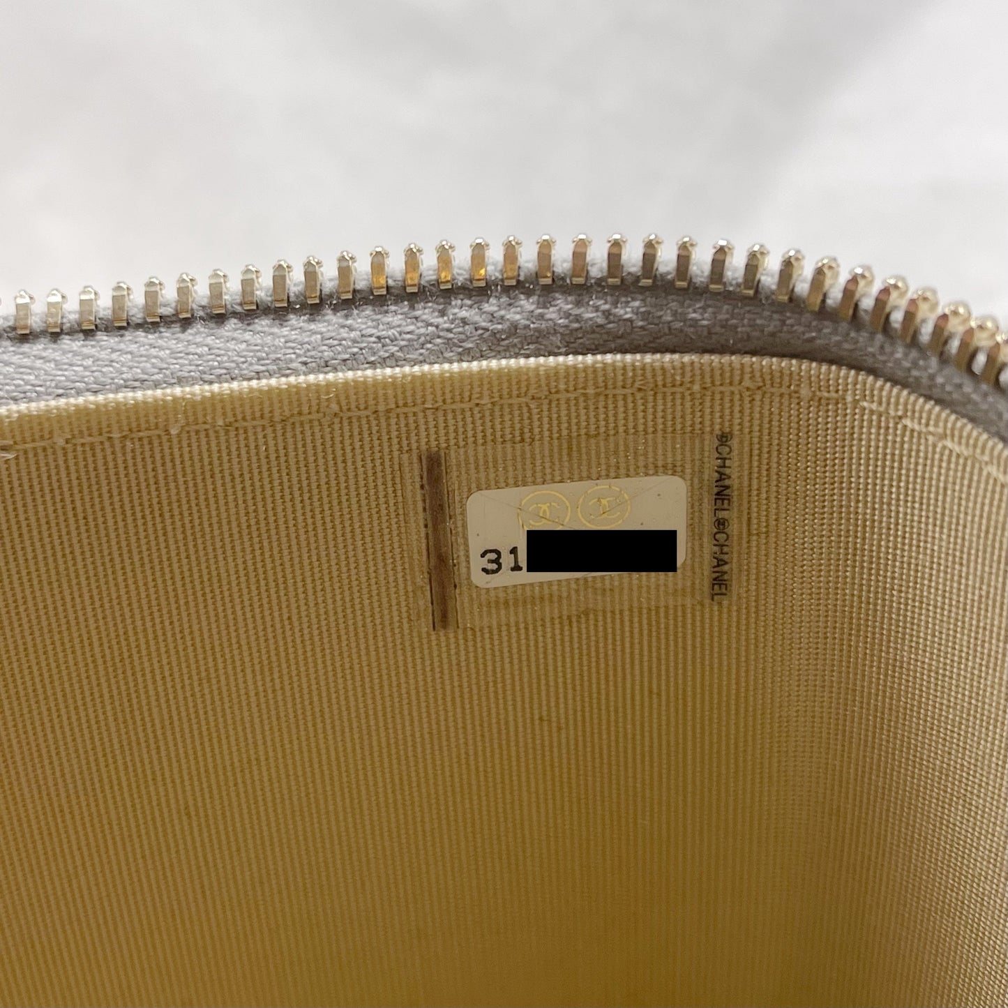 Chanel 21B Pearl Crush Long Vanity with Chain Light Grey