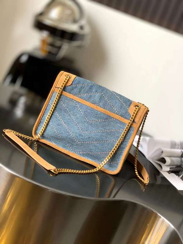 Yves Saint Laurent Boutique Everyday Handbag