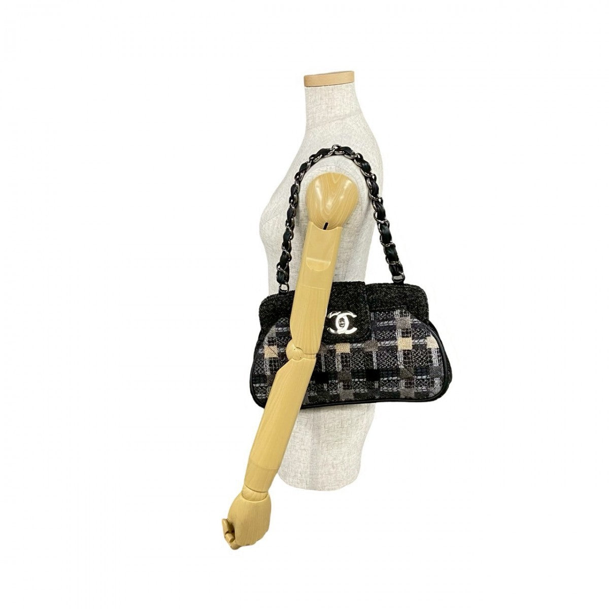 CHANEL Shoulder Bag Tweed, Lambskin multicolor COCO Mark Women