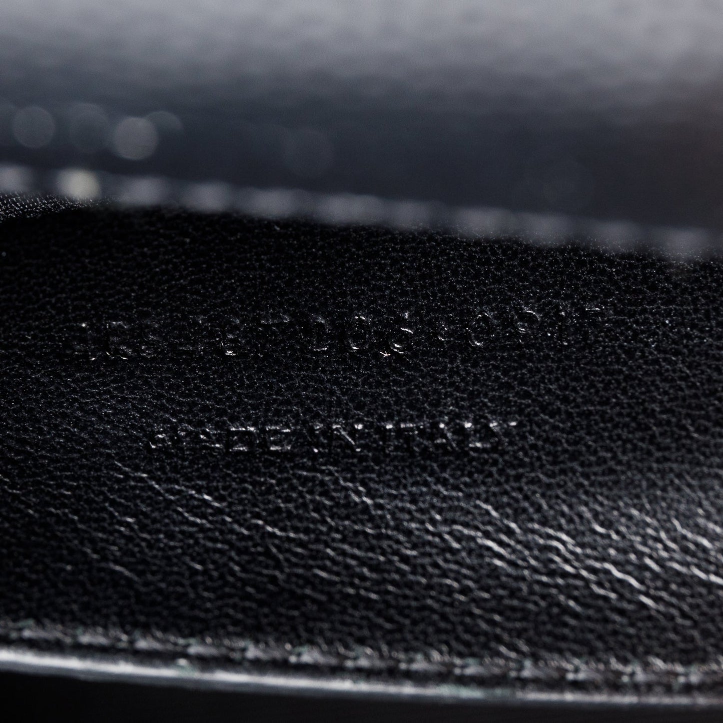 Saint Laurent Black Grained De Poudre Medium Envelope Shoulder Bag