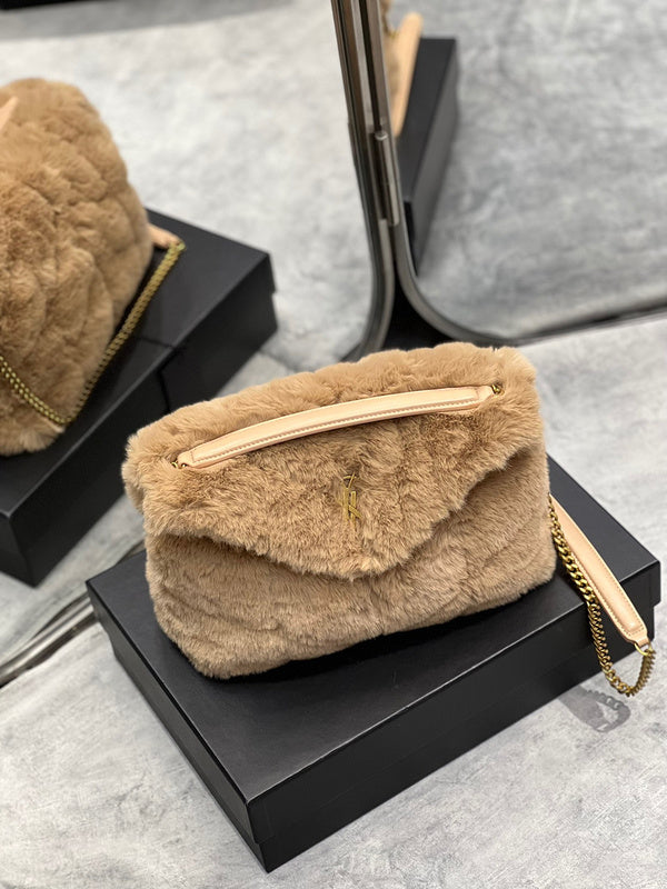 Yves Saint Laurent Atelier Signature Handbag