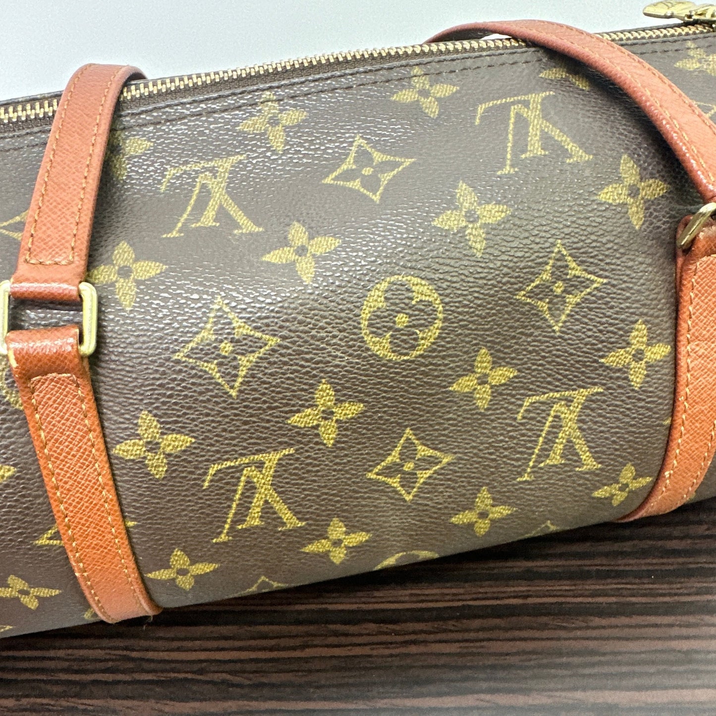 Louis Vuitton Papillon Handbag  LB122770