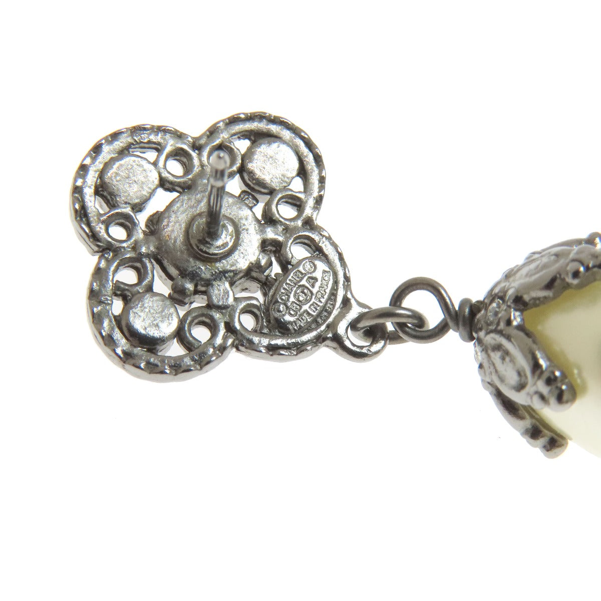 CHANEL Pierce metallic Silver COCO Mark