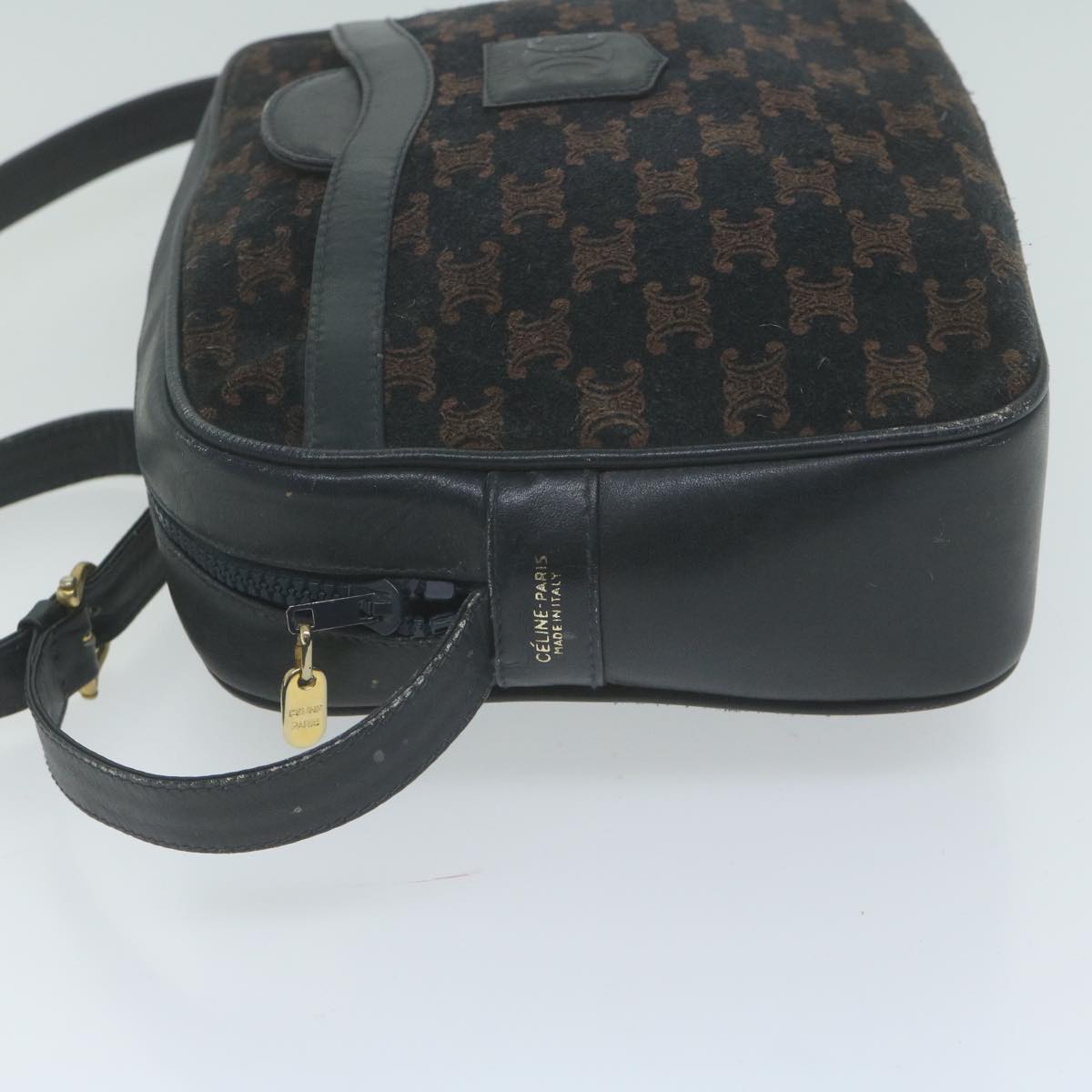 Luxury CELINE Macadam Canvas Shoulder Bag Navy  65782