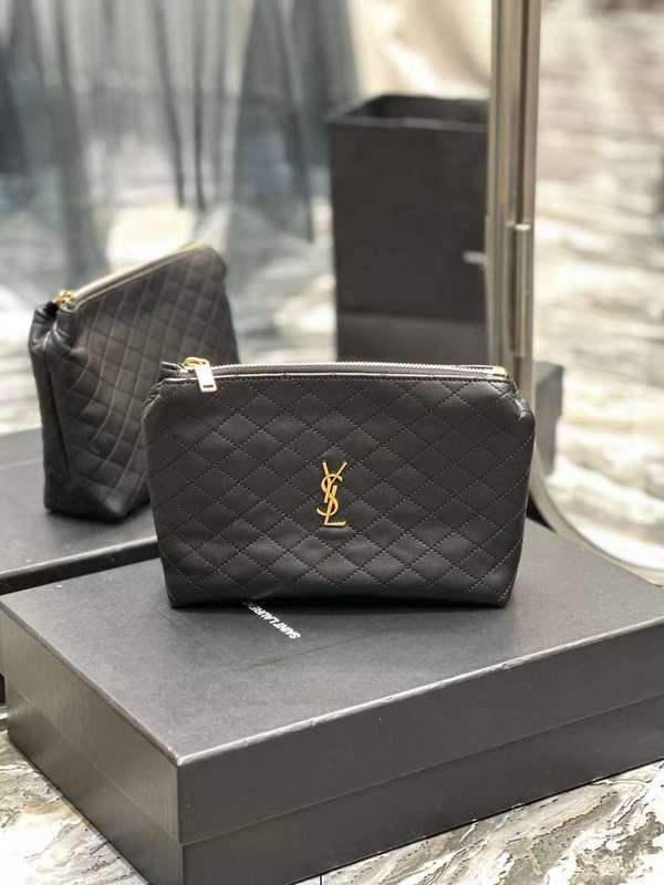 Yves Saint Laurent Day Modern Handbag