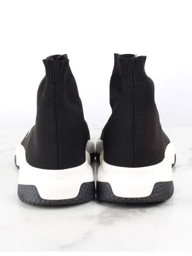 Luxury Balenciaga Trending 2026 Speedrunner sneakers 40 250