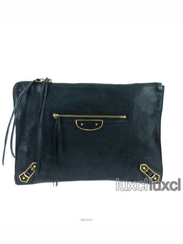 Luxury Balenciaga Trending 2026 Giant Edge Medium Clutch Bag 390186