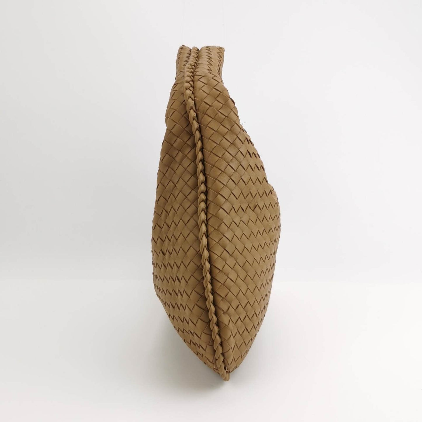 Bottega Veneta Intrecciato Hobo Bag Medium Beige Lambskin leather