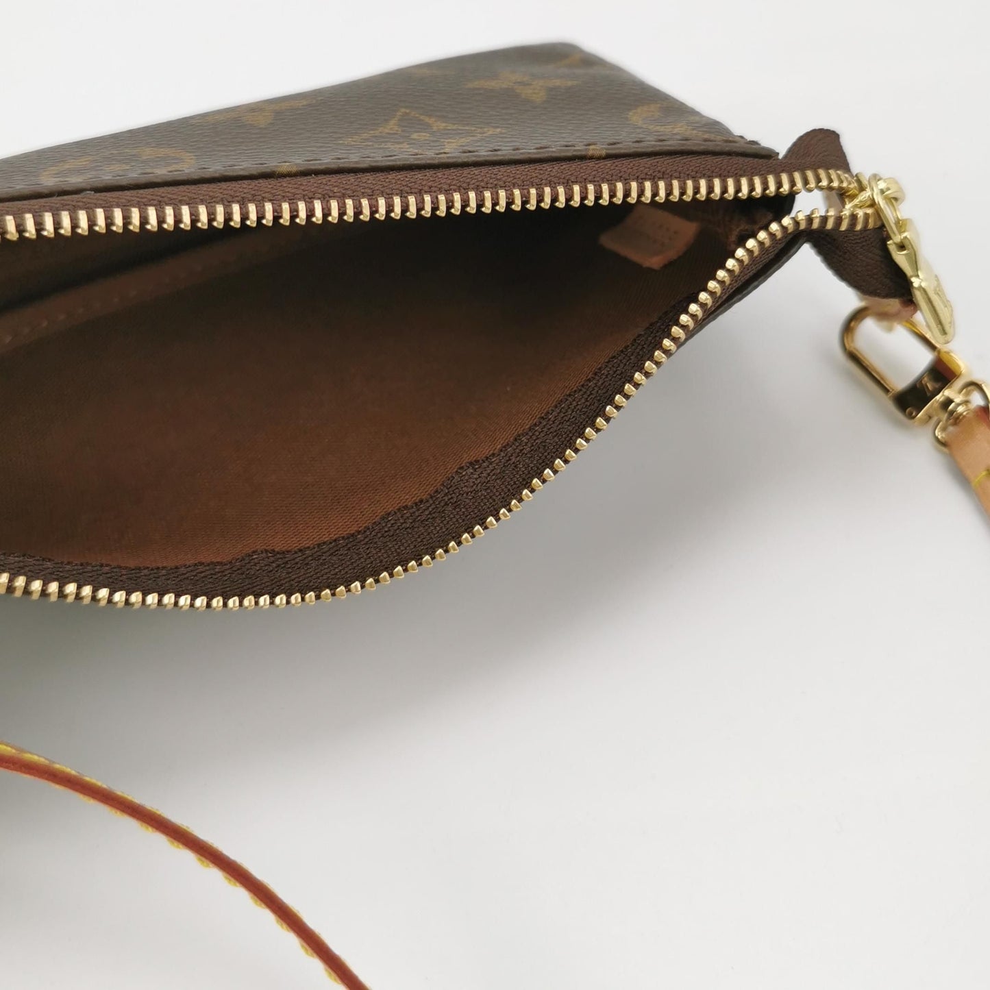 Louis Vuitton Accessories Mahjong Bag Medium Vegetable Tanned Leather Monogram Print Handbag 24120478969934