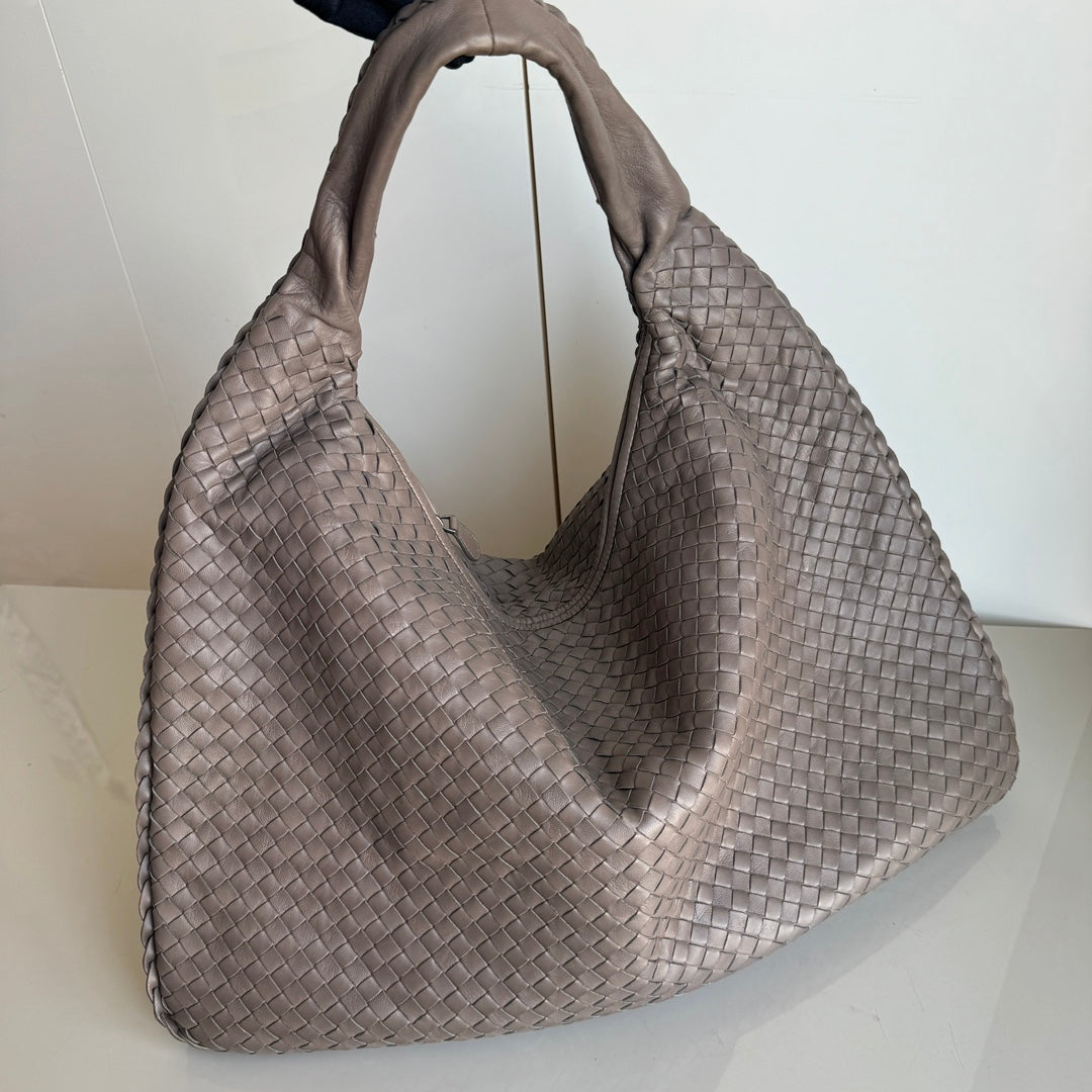 Bottega Veneta Hobo Bag Large Grey leather 52cm