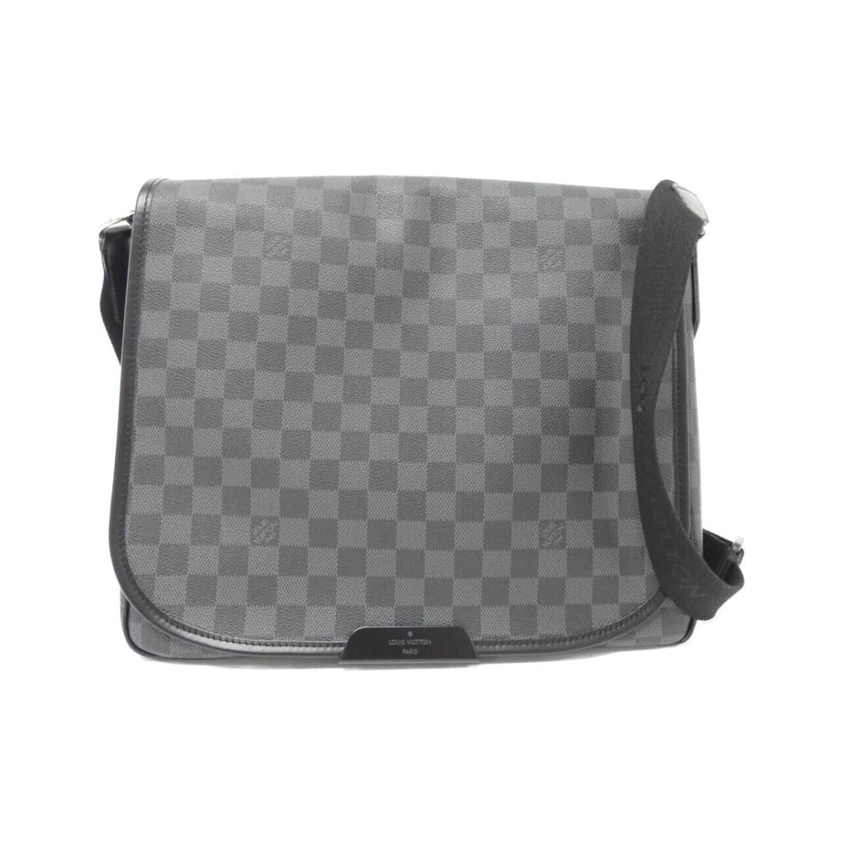 Louis Vuitton Damier Graphite Daniel MM N58029 Shoulder Bag