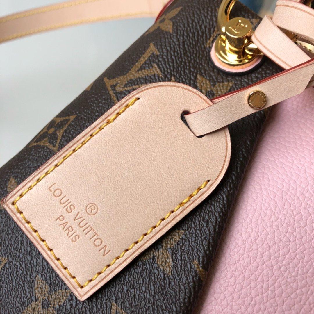Louis Vuitton V TOTE BB Handbag