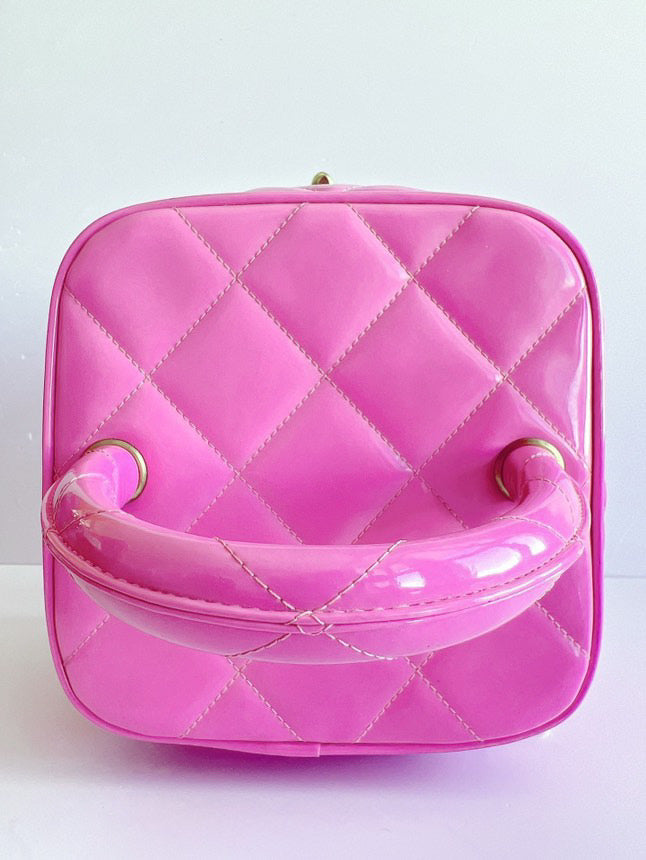CHANEL 1995  "Barbie" Heart-Mirror Vanity Case Bag in pink