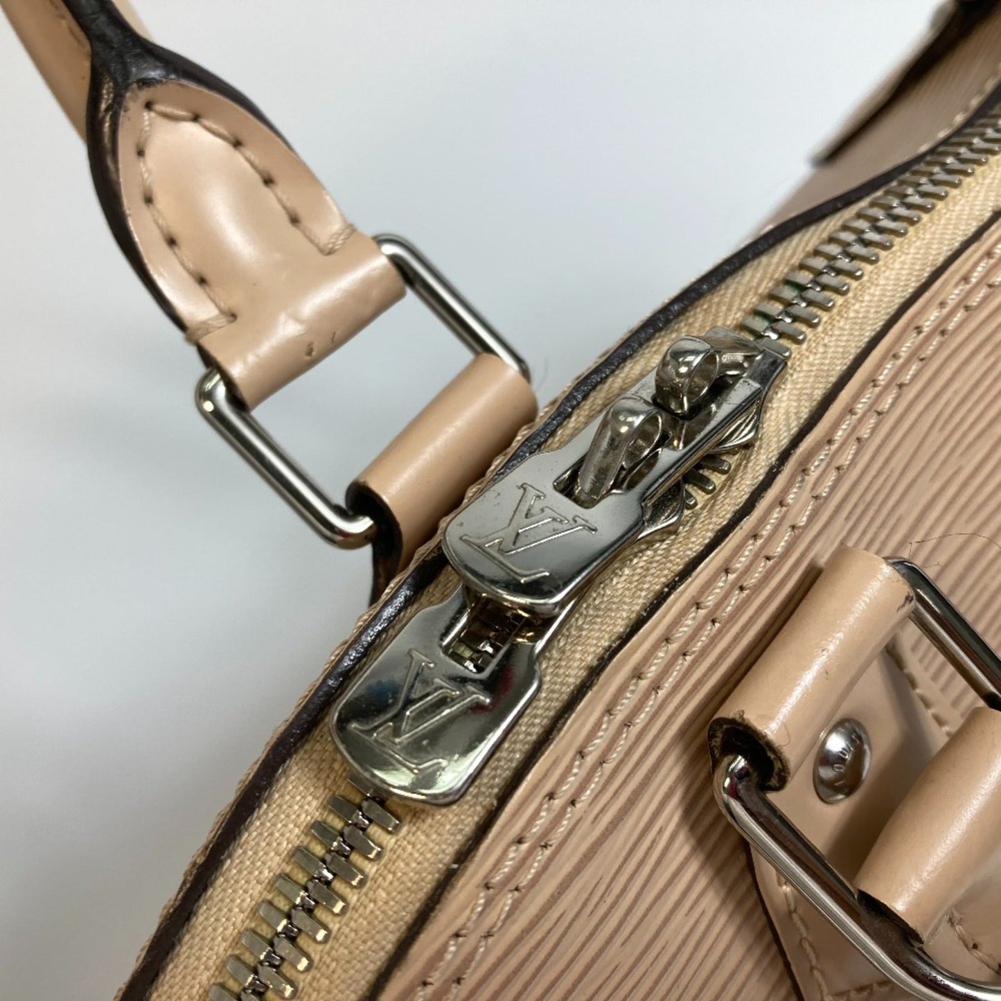 Louis Vuitton  Leather Handbag