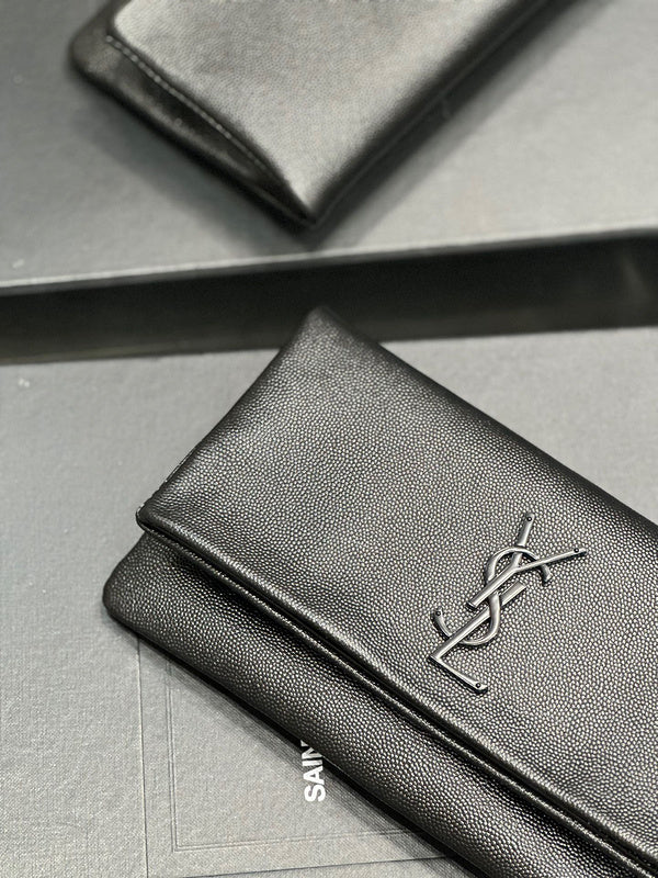 Yves Saint Laurent - Bags - 605