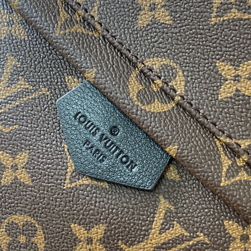 Franco Shops - Louis Vuittons - 15356