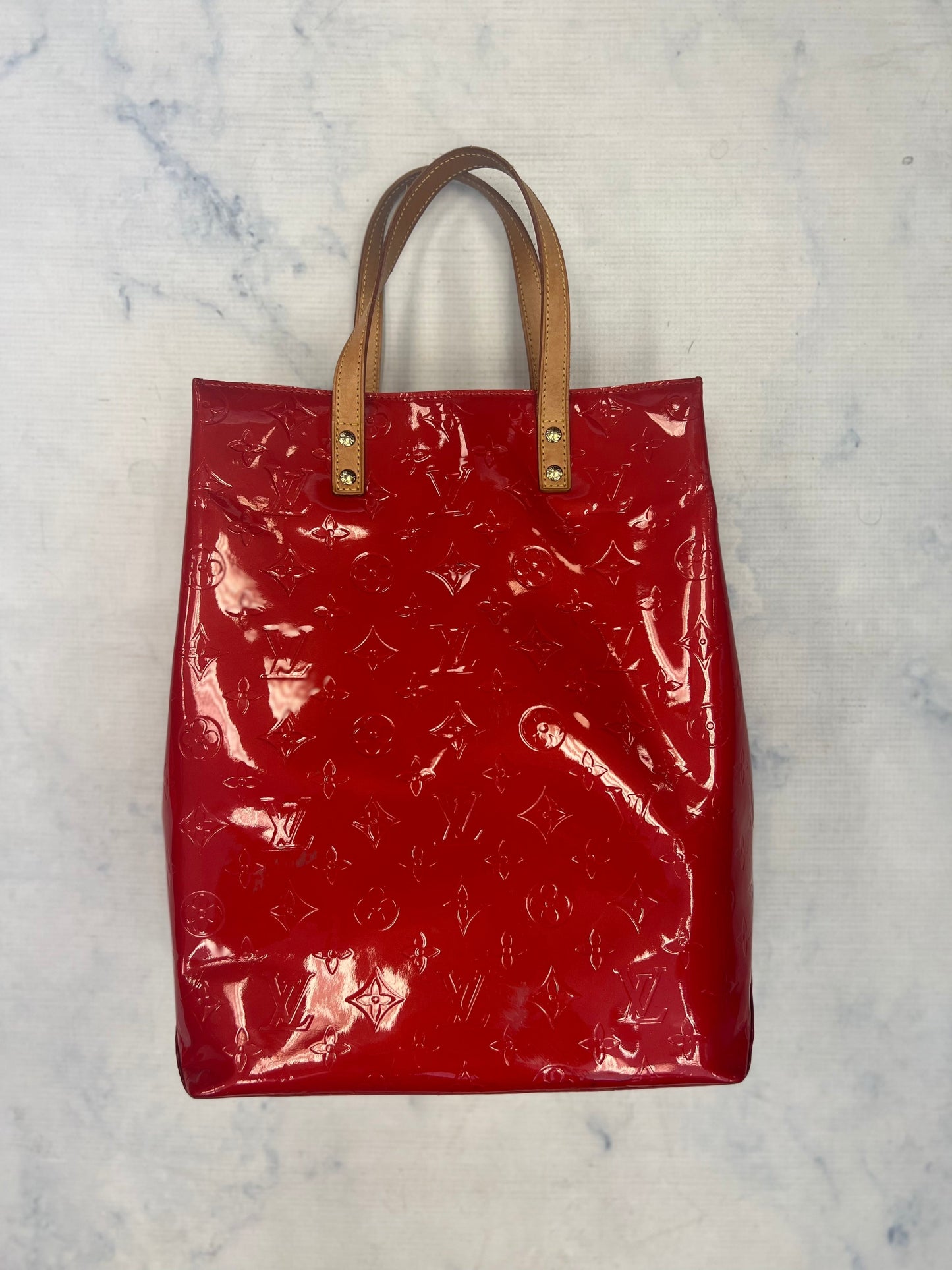 Handbag Luxury Designer By Louis Vuitton Size: Medium