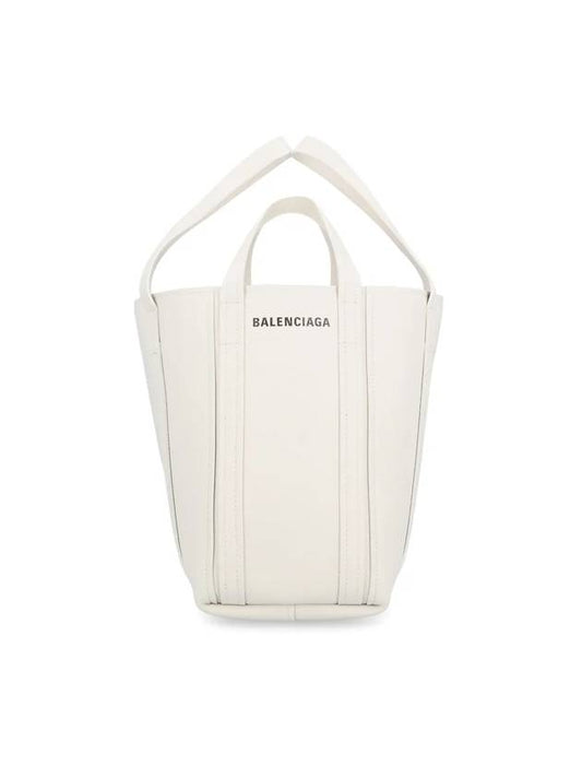 Luxury Balenciaga Trending 2026 Calfskin Everyday Tote Bag White