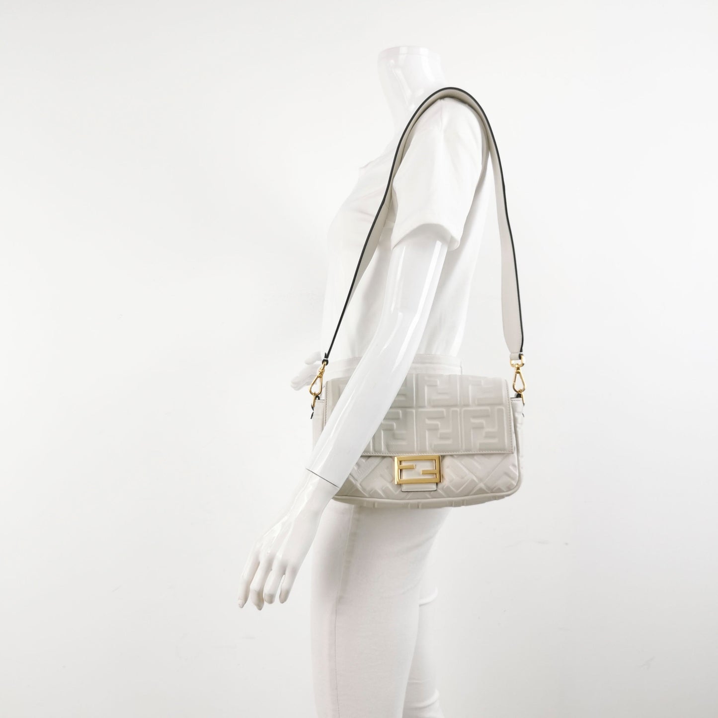 Fendi Baguette White Lambskin Leather Crossbody Bag Medium
