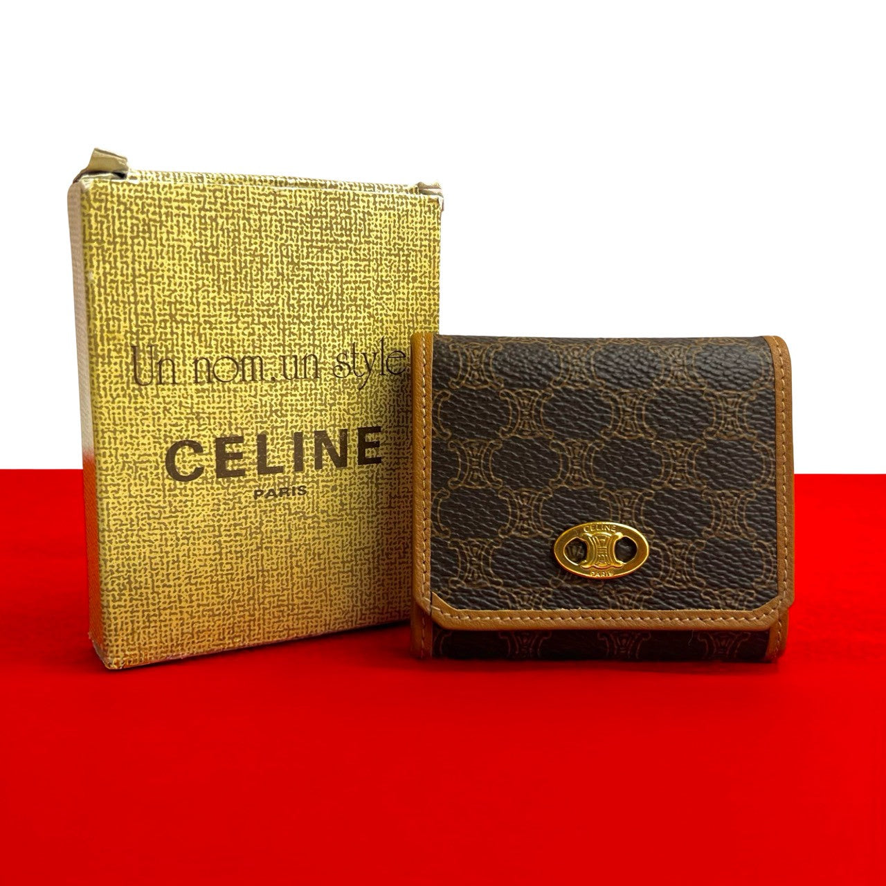 CELINE Coin case leather Brown