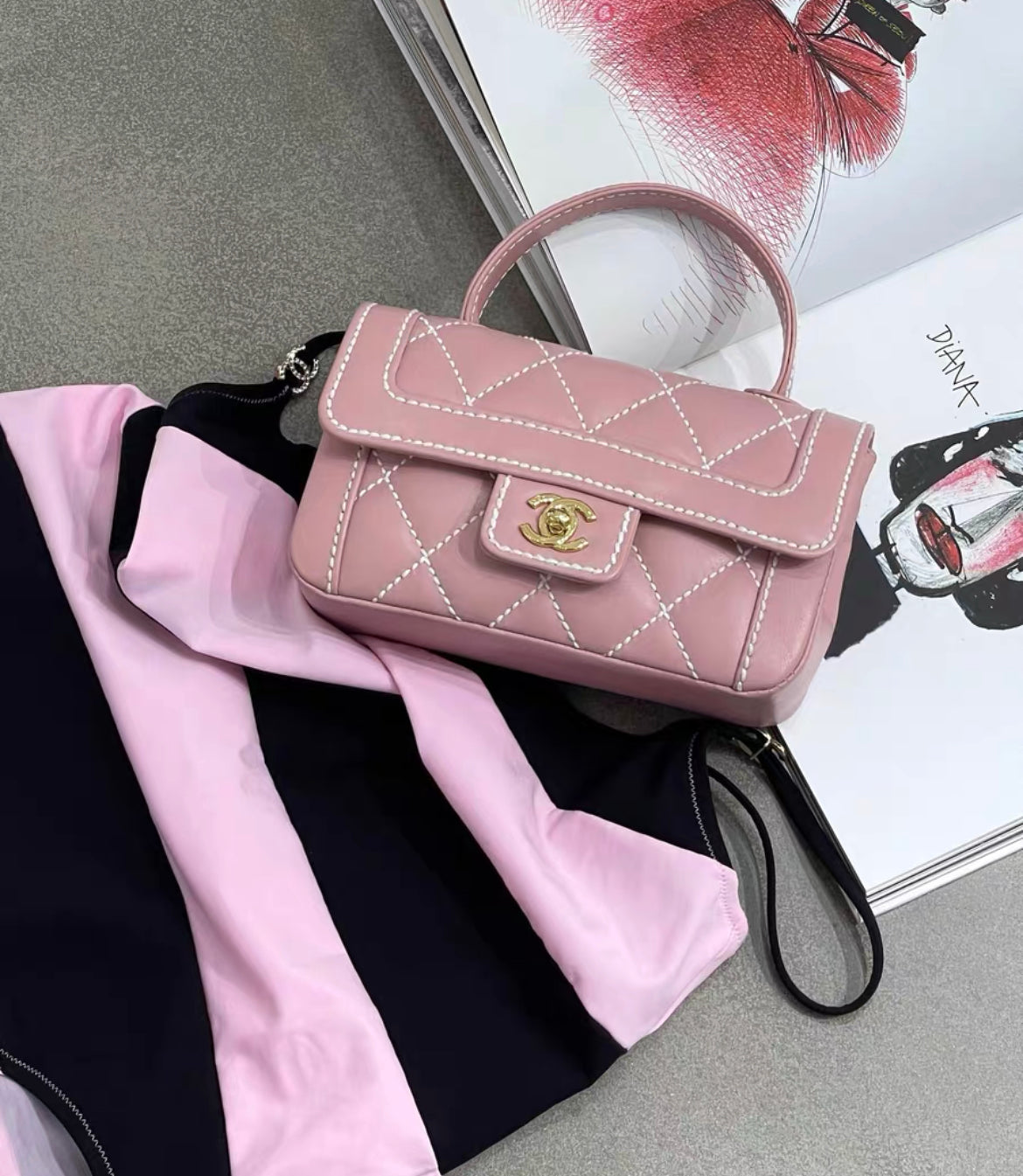 chanel  pink mini handbag gold