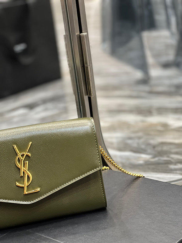 Yves Saint Laurent Day Modern Handbag