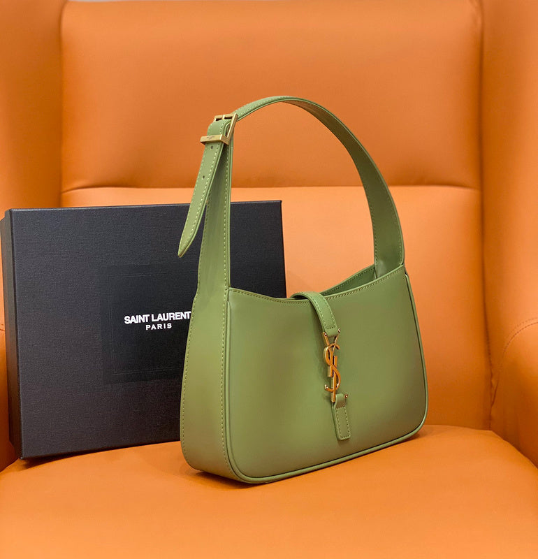 Yves Saint Laurent - Bags - 240