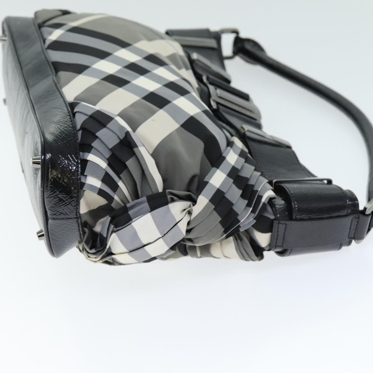 Luxury Burberry Nova Check Shoulder Bag Nylon Gray Auth 75142