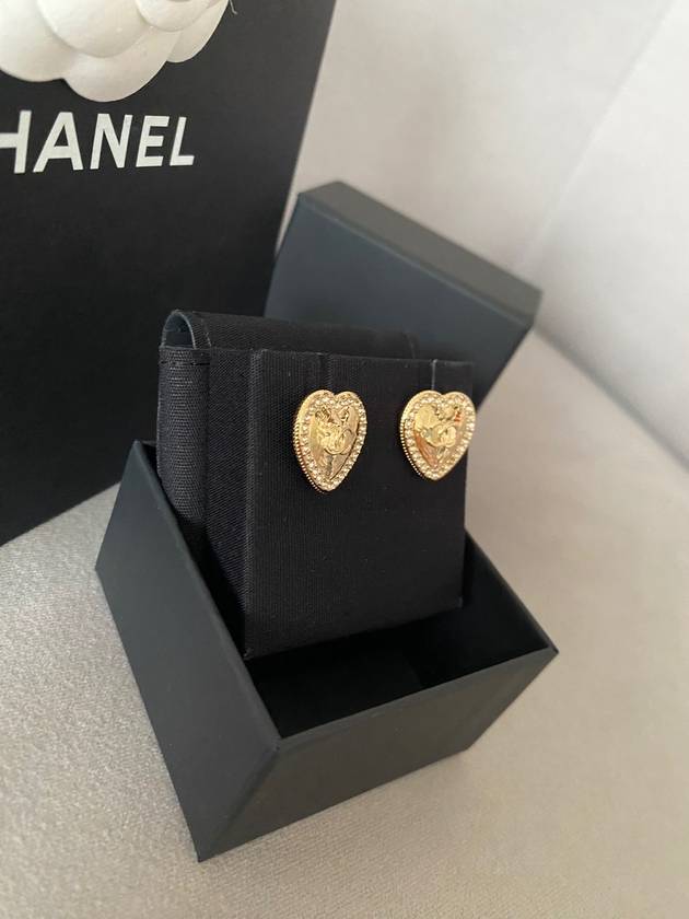 Chanel Handbag - Ewore Bags