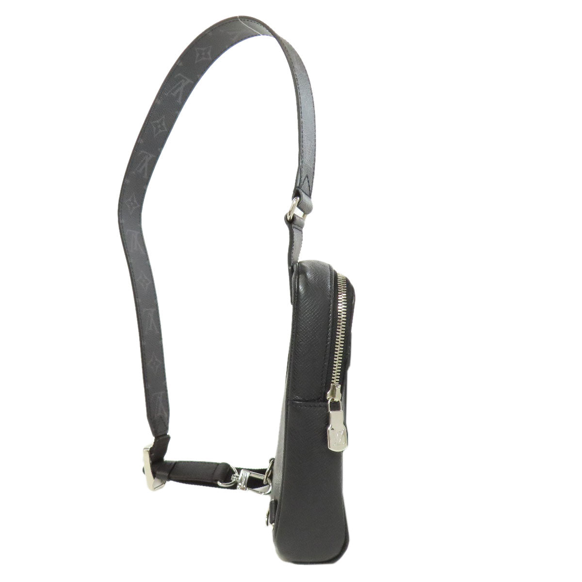 LOUIS VUITTON Sling bag M30741 Taigalama black outdoor sling bag Women