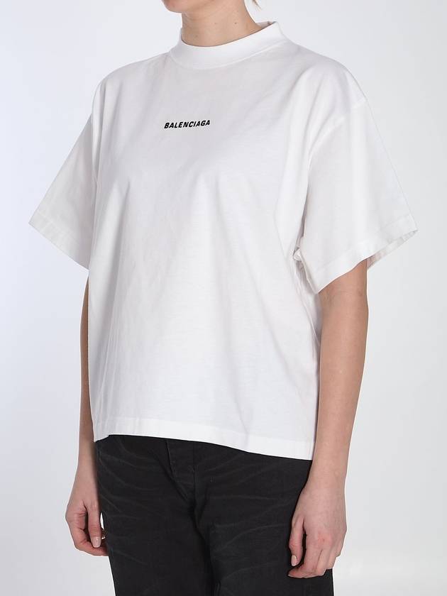 Luxury Balenciaga Trending 2026 Cropped logo t-shirt