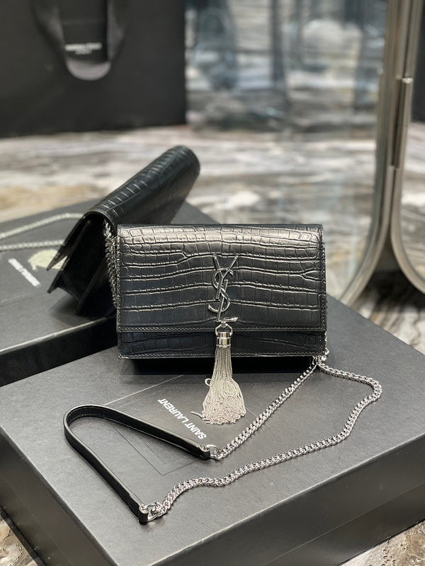 Yves Saint Laurent Downtown Signature Handbag