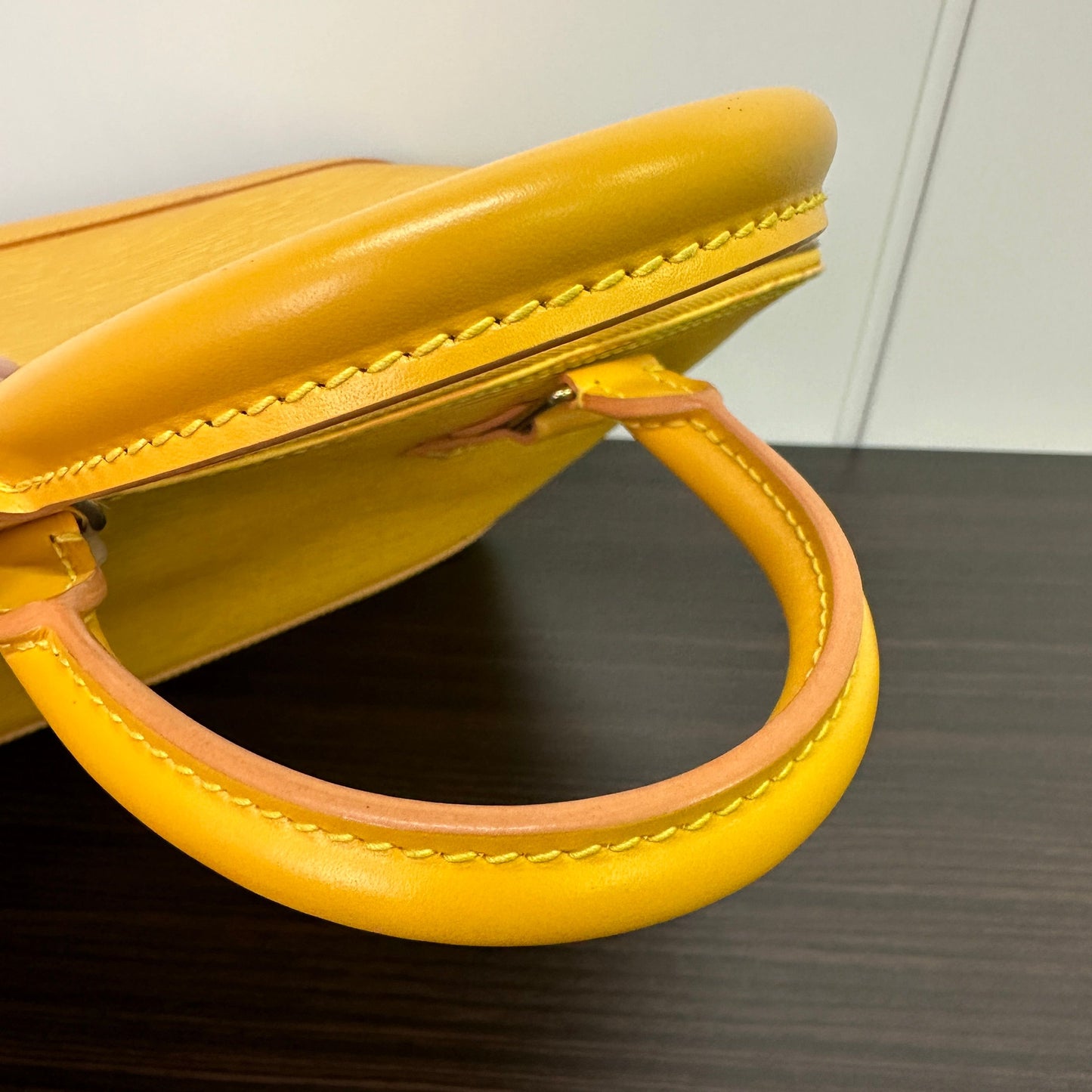 Louis Vuitton | Bags | Louis Vuitton Leather Handbag Sablon Yellow Epi LB120840