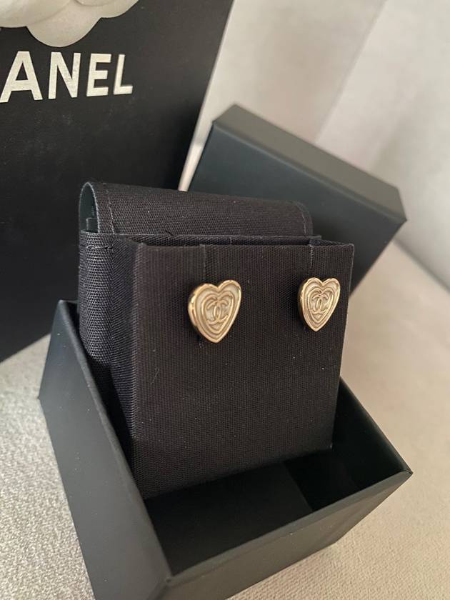 Chanel Handbag - Ewore Bags