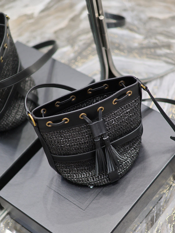 Yves Saint Laurent Boutique Essential Handbag