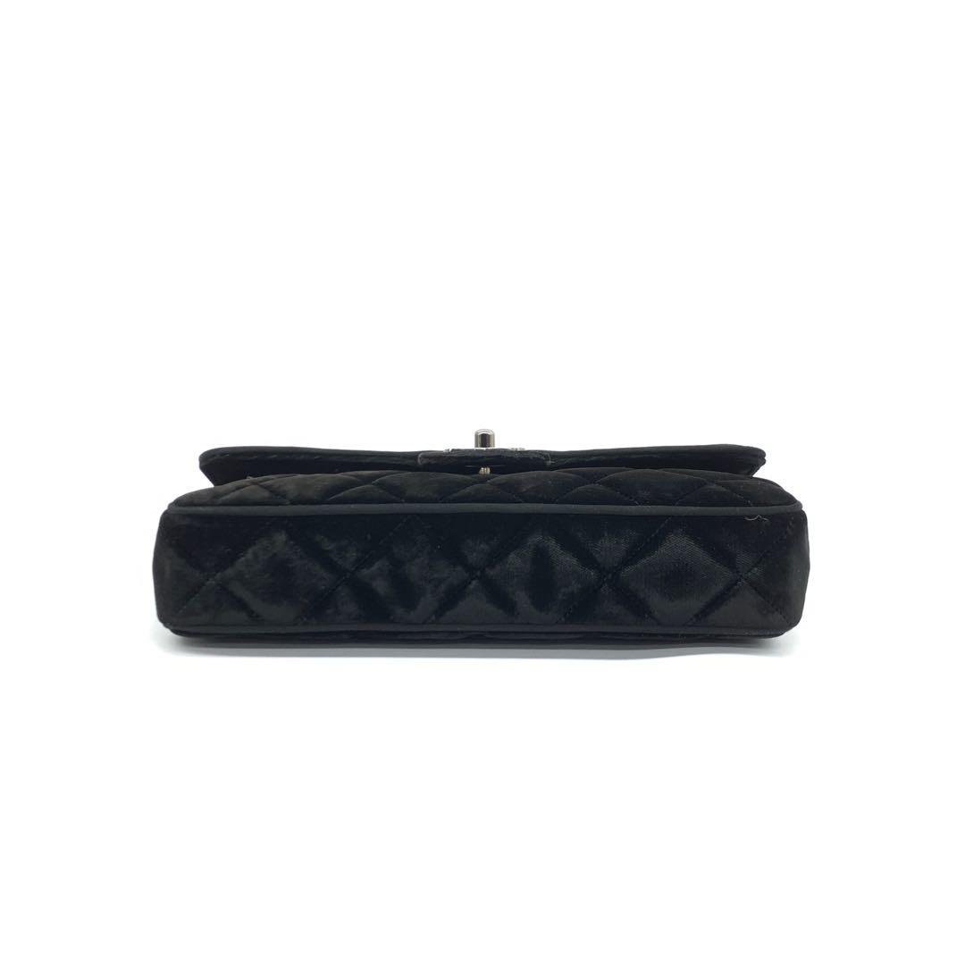 Chanel Baguette Shoulder Bag - Ewore Bags
