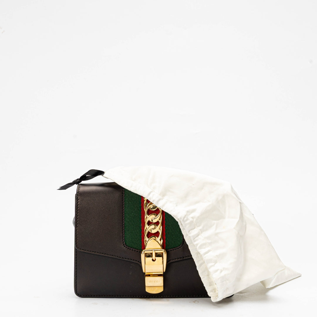 Gucci Chain Leather Handbag