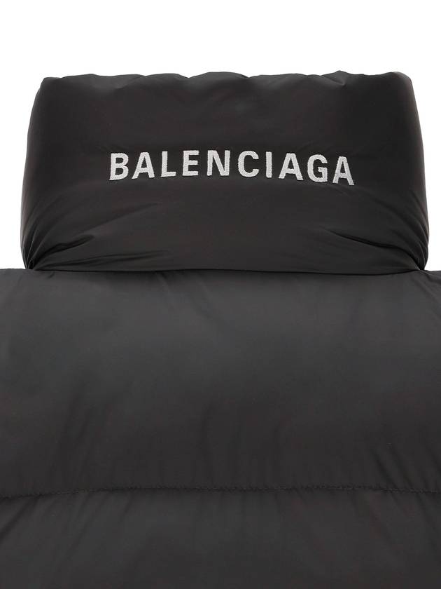 Luxury Balenciaga Trending 2026 Wrap Puffer Padded Vest Black