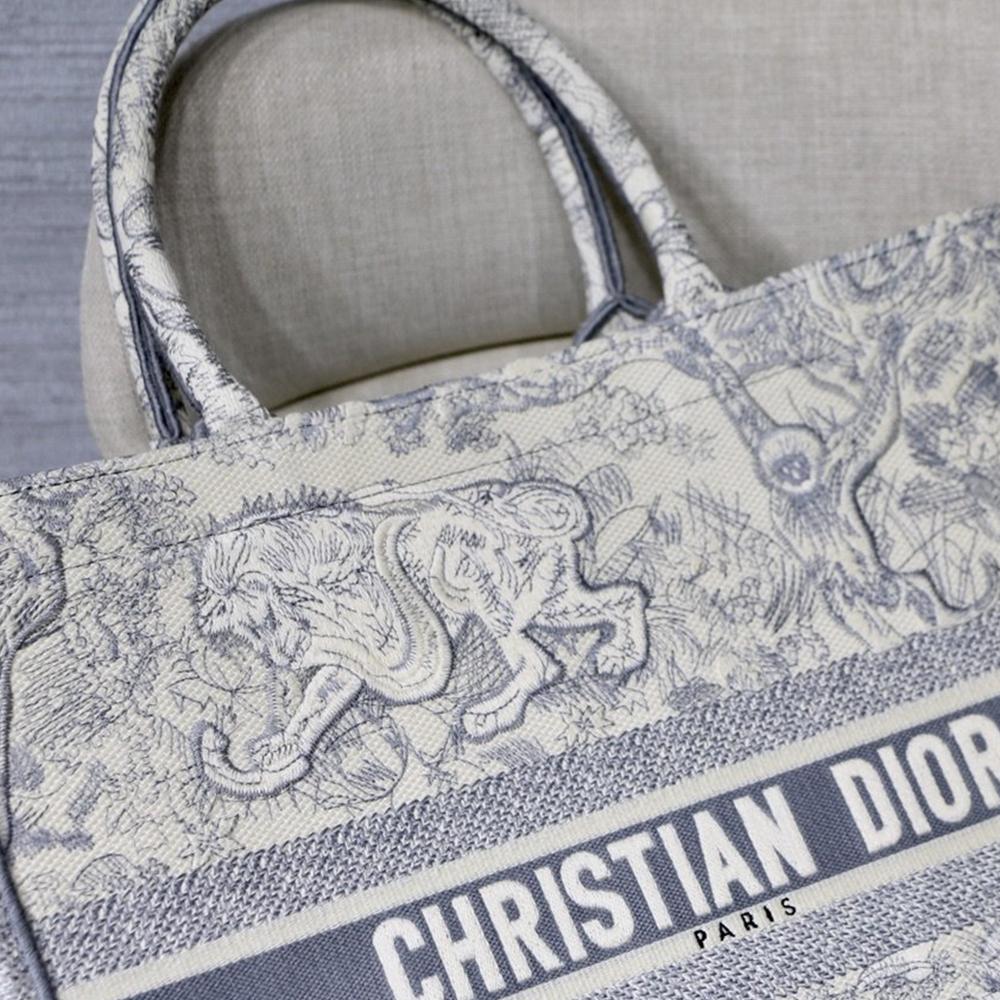 Gucci Book Tote Tote